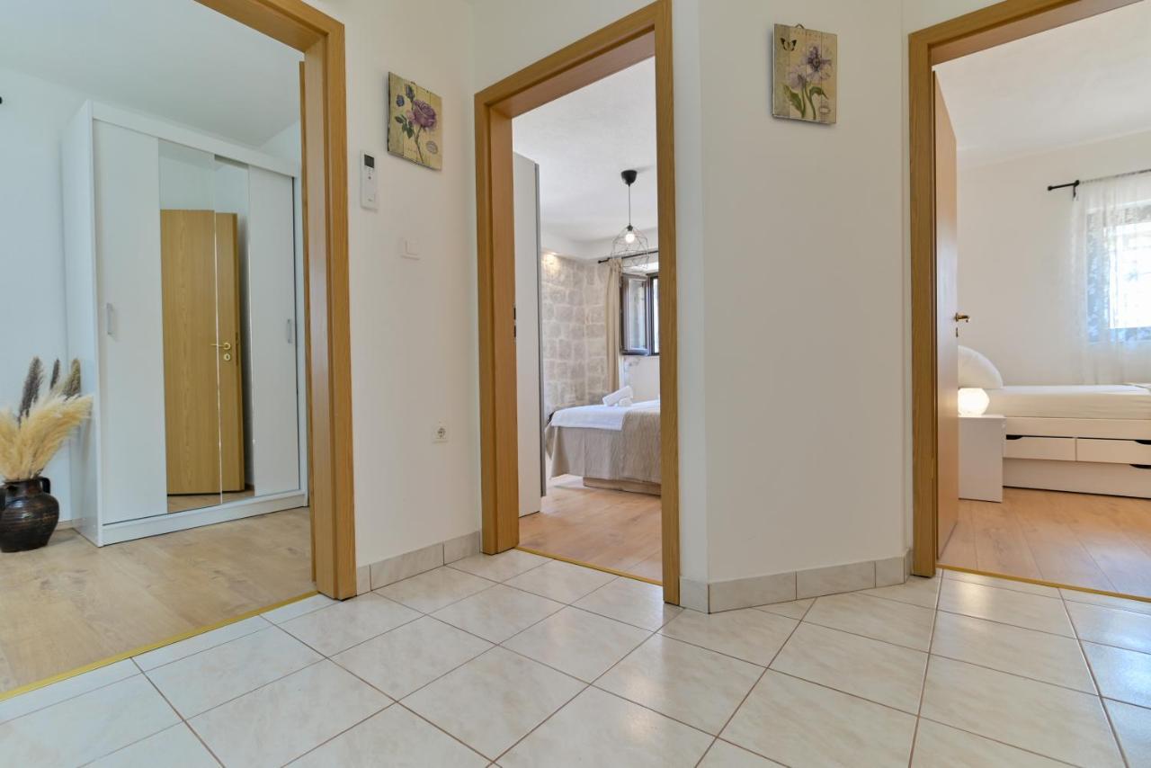 Apartman Ciciliani Trogir Exterior foto